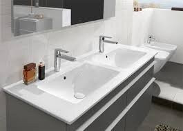 Умывальник подвесной Villeroy&Boch Venticello, 130 (4111DL01) Умывальник подвесной Villeroy&Boch Venticello, 130 (4111DL01)
