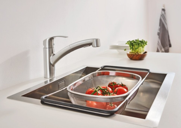 Змішувач для кухні Grohe Eurosmart, одноважільний, сріблястий (30305DC0) Змішувач для кухні Grohe Eurosmart, одноважільний, сріблястий (30305DC0)