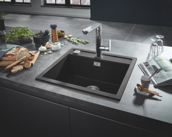 Кухонна мийка гранітна Grohe K700, 56x51, чорний (31651AP0)