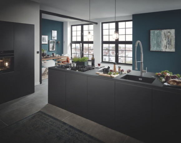 Кухонна мийка гранітна Grohe K700U, 61x46, чорний (31655AP0)